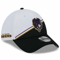 Baltimore Ravens New Era 2023 Sideline 39THIRTY Flex Hat - White/Black Hats