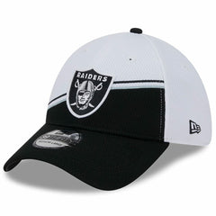 Las Vegas Raiders New Era 2023 Sideline 39THIRTY Flex Hat - White/Black Hats