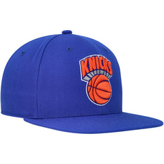 New York Knicks Hardwood Classics MVP Team Ground 2.0 Fitted Hat Blue - Mitchell & Ness