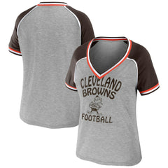 Cleveland Browns WEAR by Erin Andrews Women's Cropped Raglan Throwback V-Neck T-Shirt - Heather Gray T-shirts