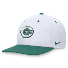 Cincinnati Reds Nike Bicoastal Two-Tone Pro Performance Snapback Hat - White/Green Hats