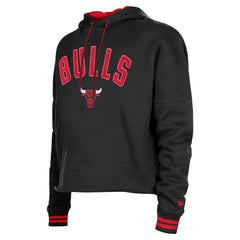 Chicago Bulls Women's Boxy Raw Edge Pullover Hoodie Black - New Era