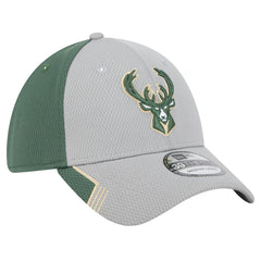 Milwaukee Bucks Active Trim 39THIRTY Flex Hat Gray/Hunter Green - New Era