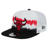 Chicago Bulls Dip-Dye 9FIFTY A-Frame Trucker Snapback Hat White/Black - New Era