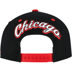Chicago Bulls Backside Script 2-Tone Pro Crown Adjustable Hat Black/Red - Mitchell & Ness