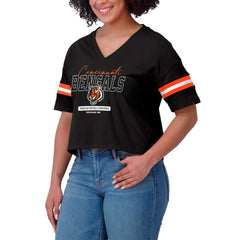 Cincinnati Bengals WEAR by Erin Andrews Women's Color Block Boxy Modest Crop V-Neck T-Shirt - Black T-shirts