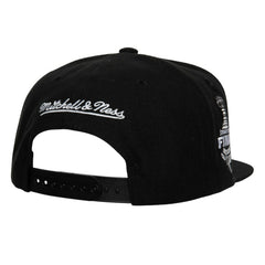 Boston Bruins Mitchell & Ness Core Top Spot Snapback Hat - Black | US 201700826
