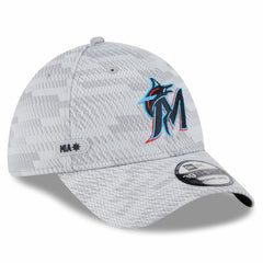 Miami Marlins New Era 2025 MLB Clubhouse 39THIRTY Flex Hat - Gray Hats