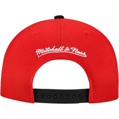 Chicago Blackhawks Mitchell & Ness Underarch Two-Tone Pro Crown Snapback Hat - Red/Black | US 201994440