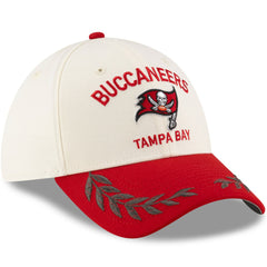 Tampa Bay Buccaneers New Era 2025 NFL Draft 39THIRTY Flex Hat - Cream/Red Hats