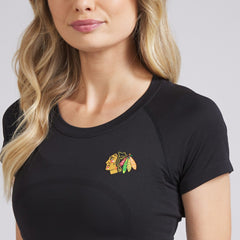 Chicago Blackhawks lululemon Women's Swiftly Tech Short-Sleeve Shirt 2.0 - Black | US 202164666