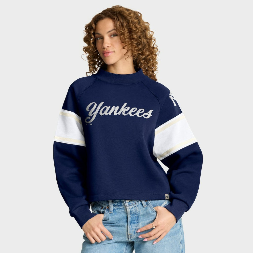 New York Yankees Fanatics Women's Oversized Toss Sweep Raglan Pullover Sweatshirt - Navy Pullover