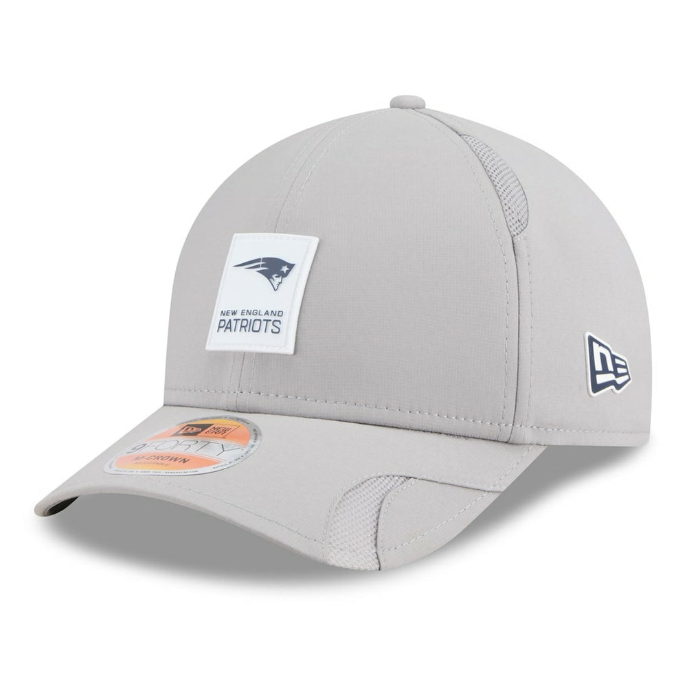 New England Patriots New Era 2025 Sideline M-Crown 9FORTY Adjustable Hat - Gray Hats