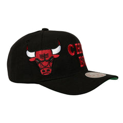 Chicago Bulls Busted Logo Wordmark Wrap-Around Pro Pinch Adjustable Hat Black - Mitchell & Ness outlet
