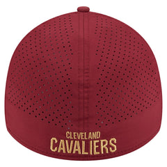Cleveland Cavaliers Featherweight Poly Rope Flex 39Thirty Hat Wine - New Era