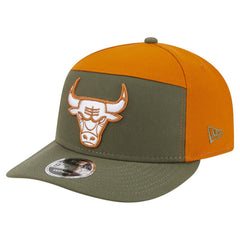 Chicago Bulls Two-Tone Color Pack Split Panel 9FIFTY Adjustable Hat Olive/Burnt Orange - New Era