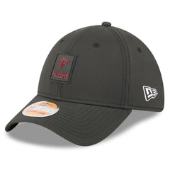 Atlanta Falcons New Era 2025 Sideline 39THIRTY Flex Hat - Black Hats