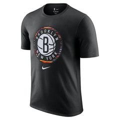 Brooklyn Nets 2025/26 City Edition Remix Essential Logo T-Shirt Black - Nike