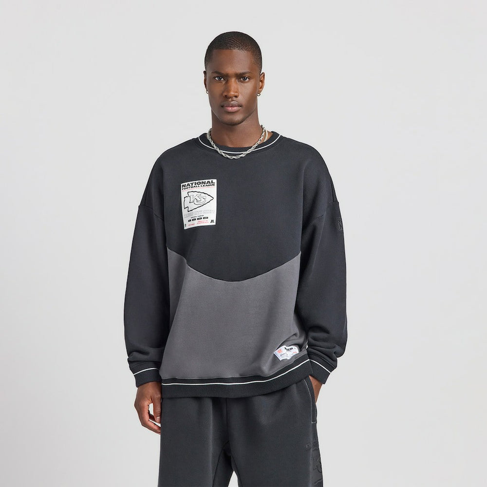 Kansas City Chiefs Off Season x NFL Unisex Fleece Sweatshirt - Black Sweatshirts