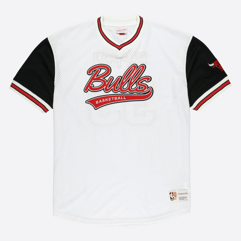 Scottie Pippen Chicago Bulls Player Mesh V-Neck Shirt White - Mitchell & Ness