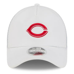 Cincinnati Reds New Era 2026 Batting Practice Apex 9FORTY Adjustable Trucker Hat - White Hats