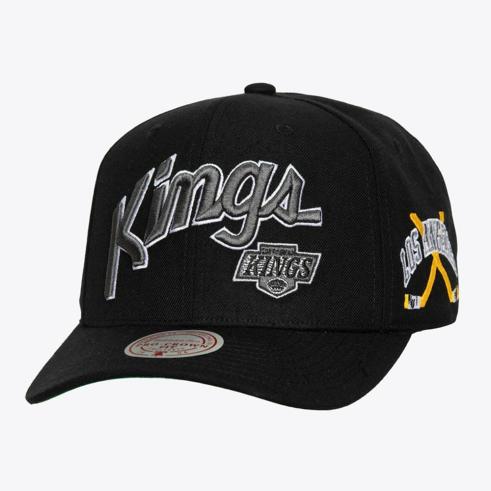 Los Angeles Kings Mitchell & Ness x Just Don Wave Script Pro Strapback Hat - Black | US 203159321