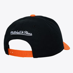 New York Knicks Hardwood Classics Legendary Away Pro-Pinch Adjustable Hat Black - Mitchell & Ness
