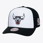 Chicago Bulls Hardwood Classics Legendary Away Pro-Pinch Adjustable Hat White - Mitchell & Ness
