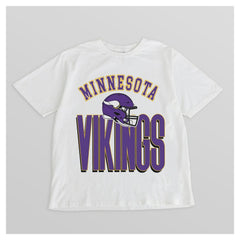Minnesota Vikings Gameday Couture Women's Oversized Classic Fierce Focus T-Shirt - White T-shirts