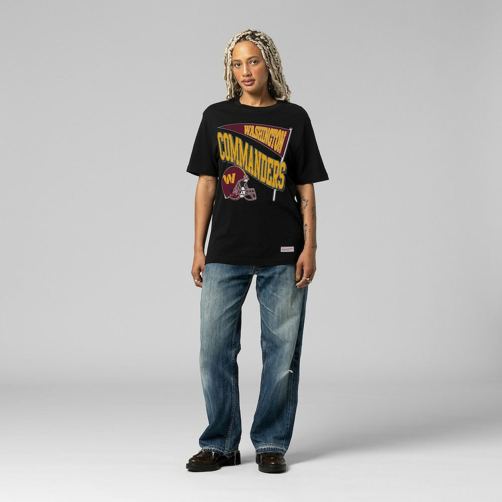 Washington Commanders Women's Team Dynamic Boyfriend T-Shirt - Black T-shirts