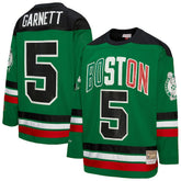 Kevin Garnett Boston Celtics Unisex Maxxed Out Fashion Hockey Jersey Kelly Green - Mitchell & Ness