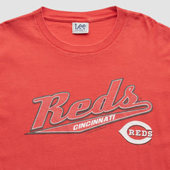 Cincinnati Reds Lee Apparel 2000s T-Shirt - Red - Vintage T-shirts