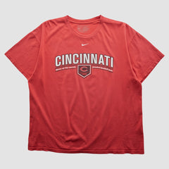 Cincinnati Reds Nike 2000s T-shirt - Red - Vintage T-shirts