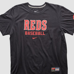 Cincinnati Reds Nike 2010s T-shirt - Black - Vintage T-shirts