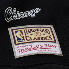 Chicago Bulls Women's Hardwood Classics Script Lightweight Sweatshirt Black - Mitchell & Ness