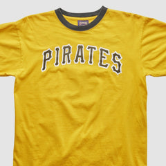 Pittsburgh Pirates Cooperstown Collection 2000s T-shirt - Yellow - Vintage T-shirts