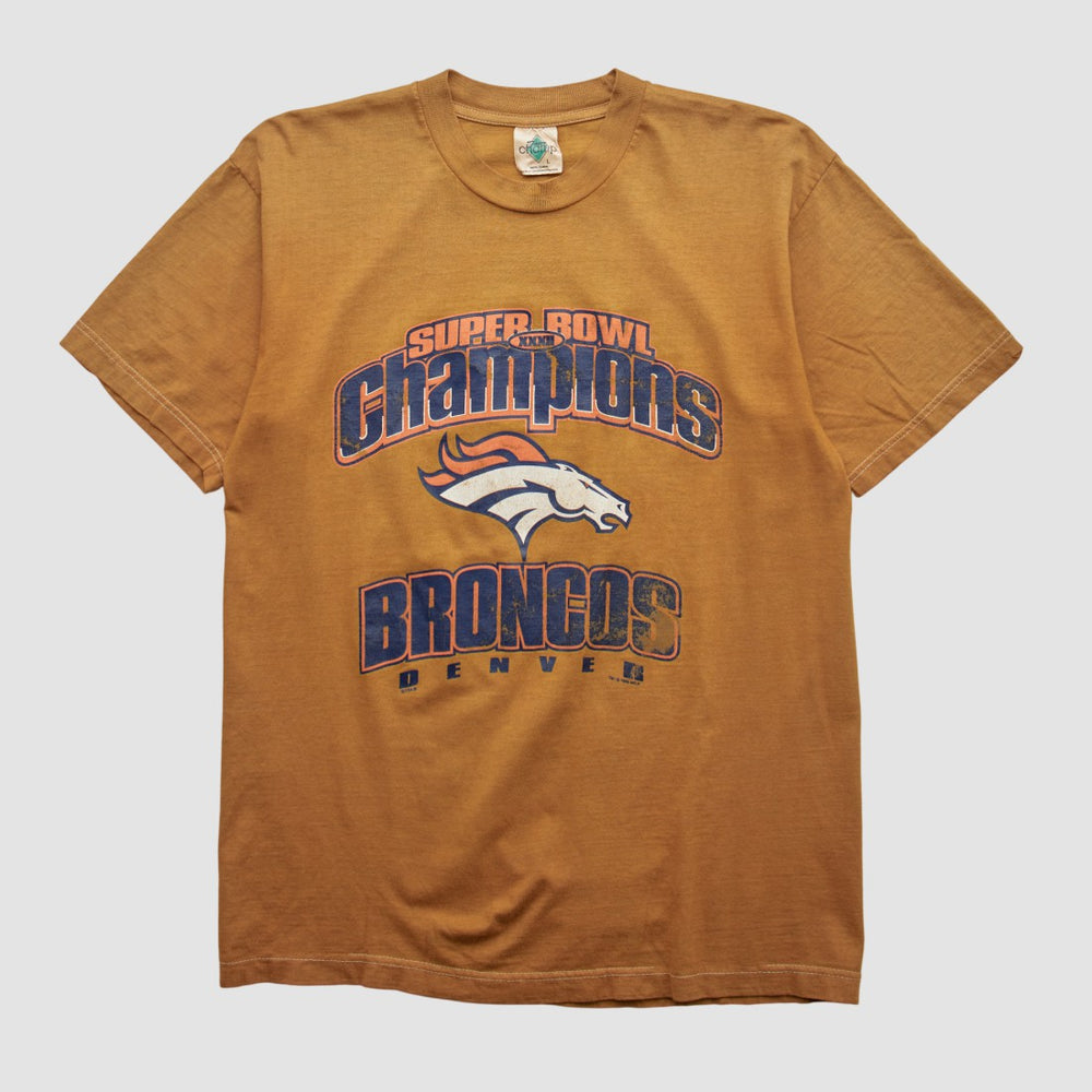 Denver Broncos Tour Champ 90s T-shirt - Tan T-shirts