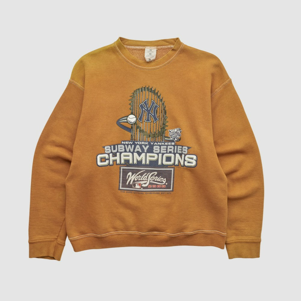 New York Yankees 2000 Pullover Sweatshirt - Clay - XVintage Pullover
