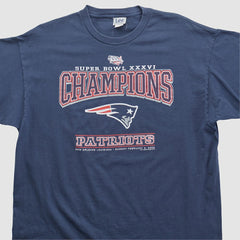 New England Patriots Lee Apparel 2002 T-shirt - Navy T-shirts
