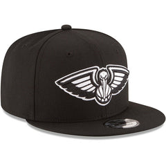 New Orleans Pelicans Black & White Logo 9FIFTY Adjustable Snapback Hat Black - New Era