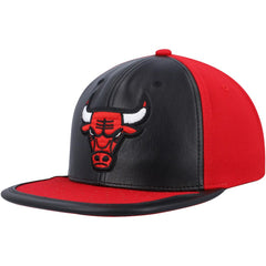 Chicago Bulls Day One Snapback Hat Black/Red - Mitchell & Ness