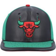 Chicago Bulls Day One Snapback Hat Black/Green - Mitchell & Ness