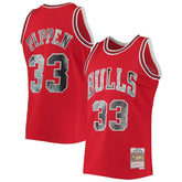 Scottie Pippen Chicago Bulls 1997/98 Hardwood Classics NBA 75th Anniversary Diamond Swingman Jersey Red - Mitchell & Ness