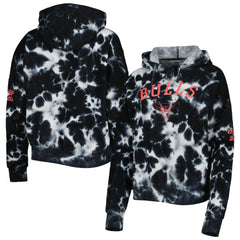 Chicago Bulls Women's Brushed Cotton Tie-Dye Pullover Hoodie Black - New Era