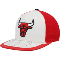 Chicago Bulls Day One Snapback Hat White/Red - Mitchell & Ness outlet
