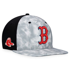 Boston Red Sox Majestic Smoke Dye Snapback Hat - Gray Hats