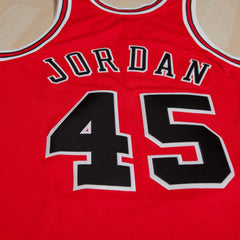 Chicago Bulls Michael Jordan 1994-95 Road 45 Authentic Jersey Red Mens - Mitchell & Ness