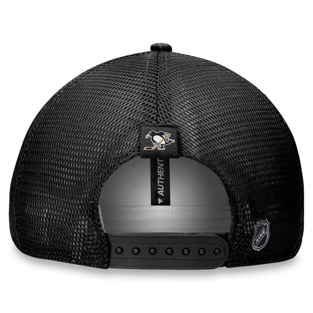 Pittsburgh Penguins Fanatics Women's Authentic Pro Road Trucker Adjustable Hat – Black | US 200000402