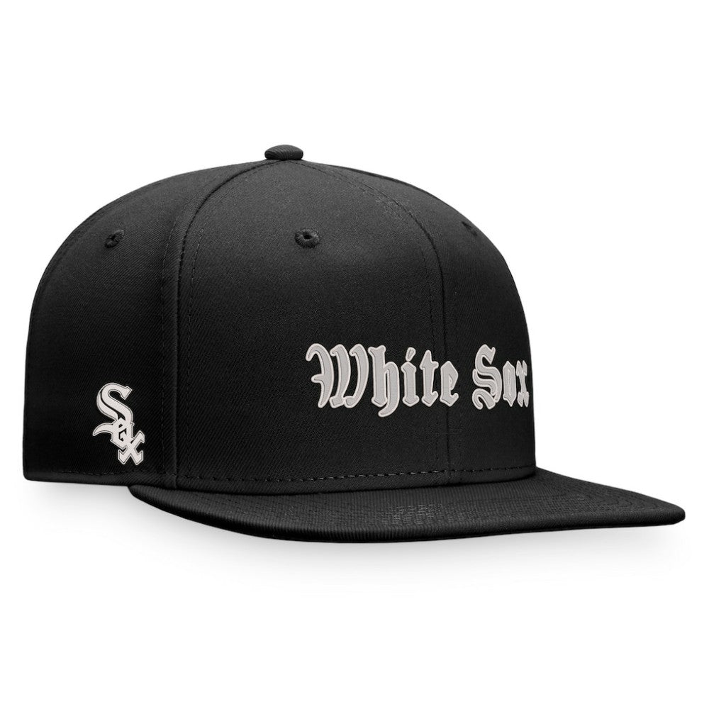 Chicago White Sox Fanatics Gothic Script Fitted Hat - Black Hats