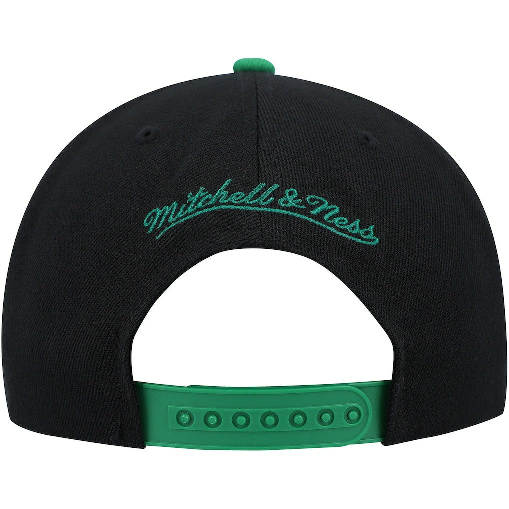 Boston Celtics Side Core 2.0 Snapback Hat Black/Green - Mitchell & Ness